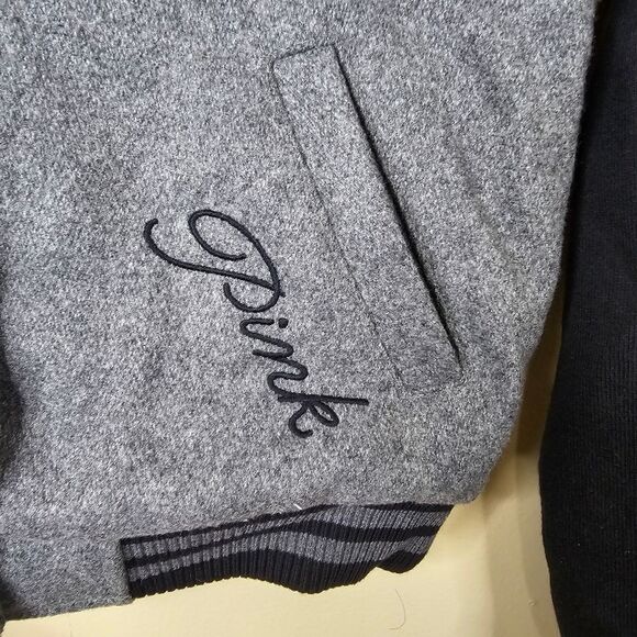 Victorias Secret Pink GRAPHIC US ARMY Bomber Varsity Jacket Coat size XS - Picture 8 of 8